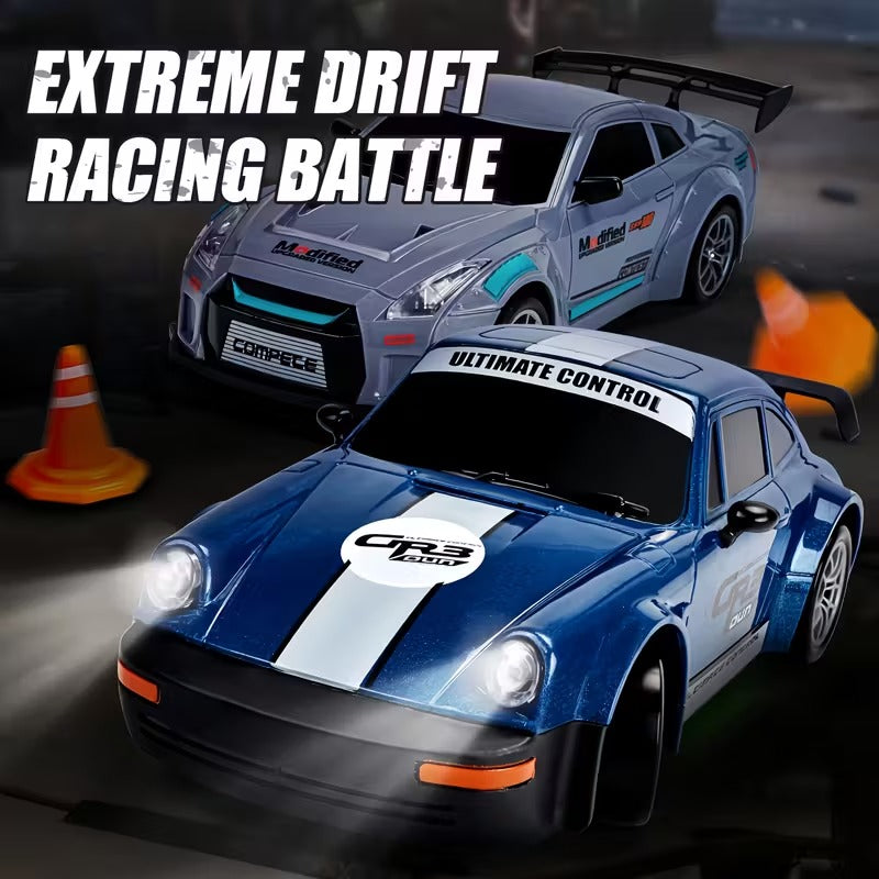 Porsche RC Drift Car 1:24 Scale – 20 KM/H High Speed 4WD Remote Control Car with LED Lights – 2.4GHz Racing RC Car with Drift Tyres & Rechargeable Battery