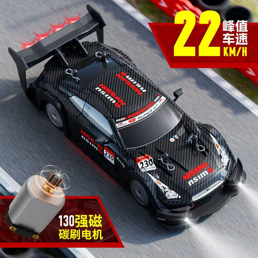 DWH RC Drift Car 1:24 Scale – 20 KM/H High Speed 4WD Remote Control Car with LED Lights – 2.4GHz Racing RC Car with Drift Tyres & Rechargeable Battery –